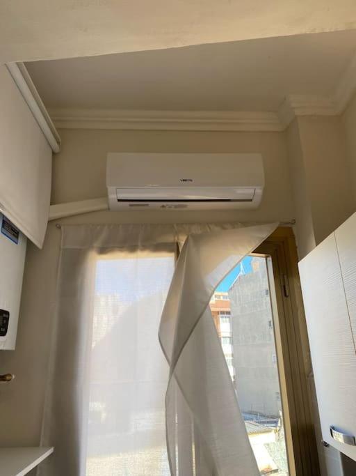 Luminoso Monolocale A 2 Passi Dalla Metro A Apartment Rome Exterior photo